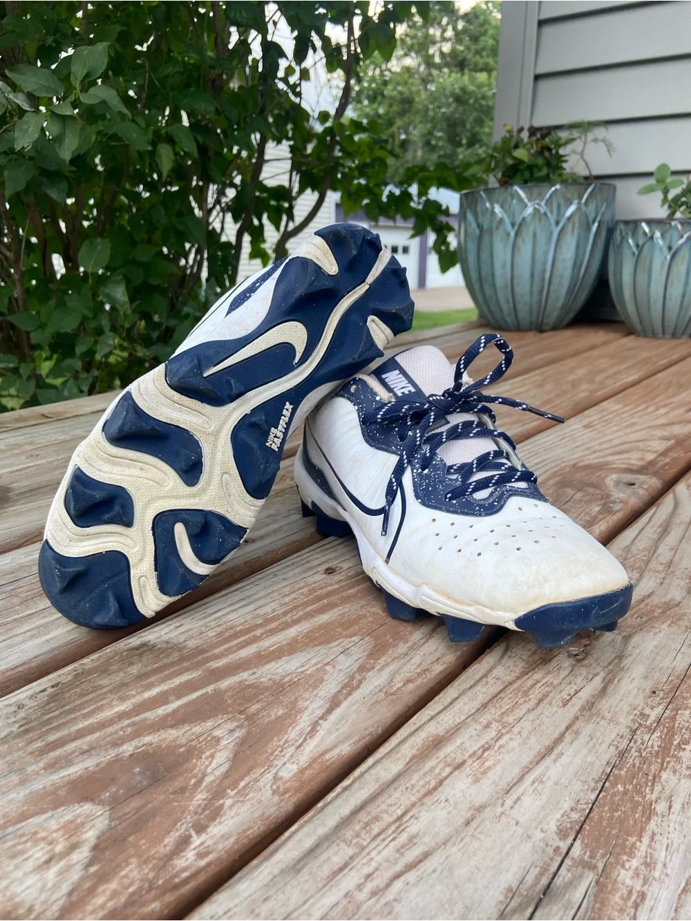 Nike Cleats - Navy Blue & White - Size 6 - Softball